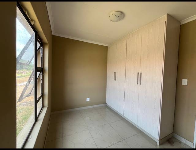 2 BEDROOM TOWNHOUSE FOR SALE IN RIVERSDALE